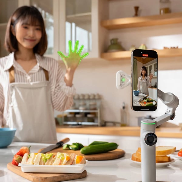 Insta360 Flow 2 Pro AI-spårare följeslagare