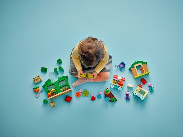 LEGO DUPLO Peppa Pig 10461 Ugglan Grisens trädgård och växthus