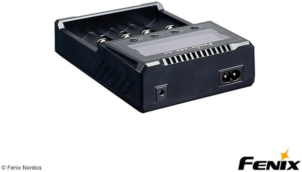 Fenix ARE-A4 -laddare