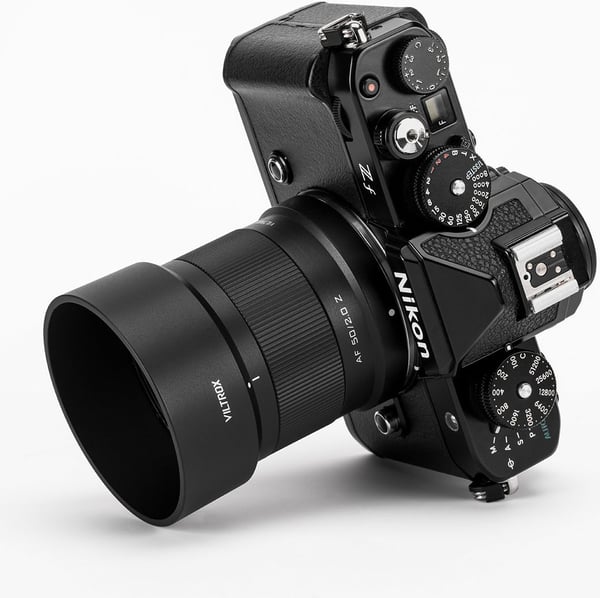 Viltrox AF 50mm F2.0-objektiv, Sony E