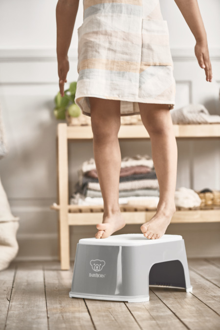 BabyBjörn Step Stool - Stegrum, grå