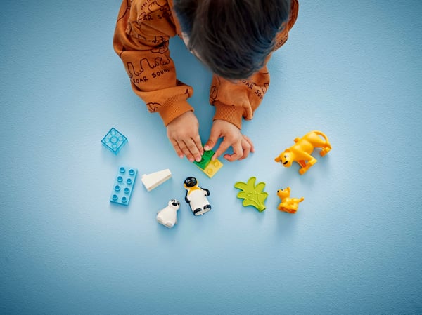 LEGO DUPLO By 10442 – Naturdyrefamilier: pingviner og løver