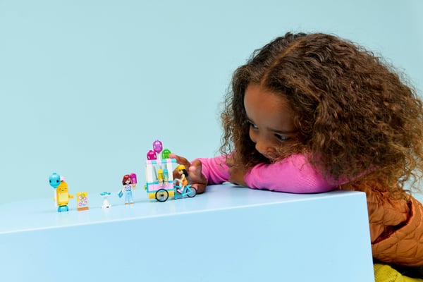 LEGO Friends 42692 Glass- och ballongstånd