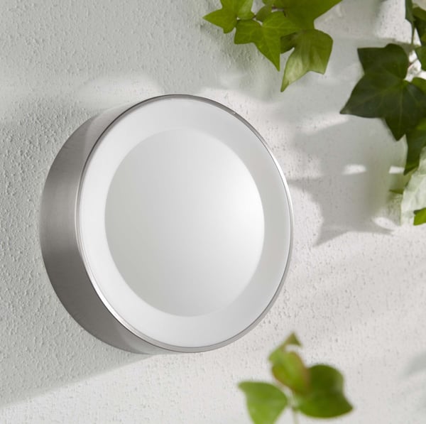 Philips Daylo HUE Outdoor -smart væglampe  til udendørsbrug, 22 cm