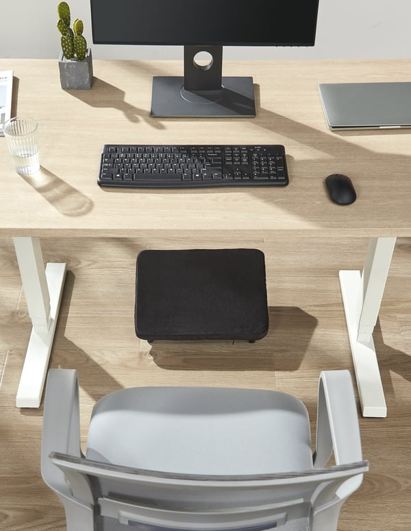 ErgoWork Footrest Pro - ergonomisk fotstöd, svart