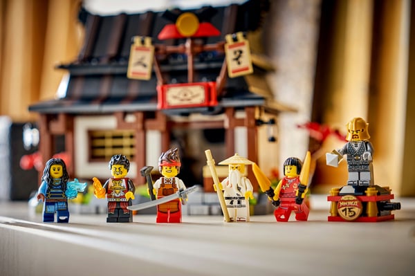 LEGO Ninjago 71858 Fyra vapensmeder – 15-årsjubileumsmodell