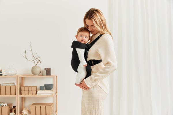 BabyBjörn Mini Woven -bärsele, svart