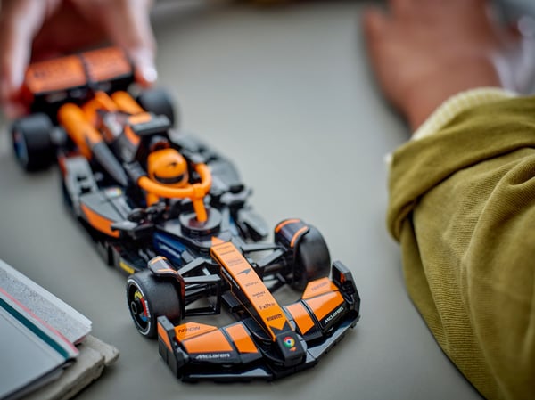 LEGO Speed Champions 77251 – McLaren F1® Team MCL38-racerbil