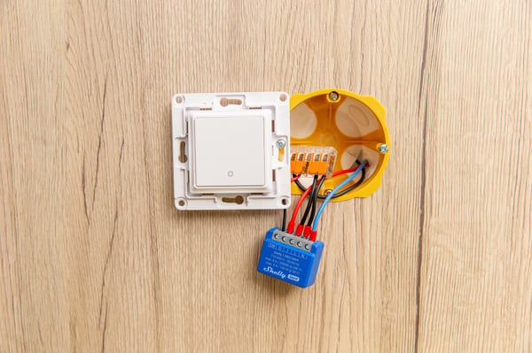 Shelly 1 Mini Gen4 smarta switch, blå