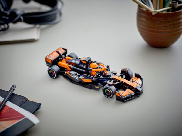 LEGO Speed Champions 77251 – McLaren F1® Team MCL38-racerbil