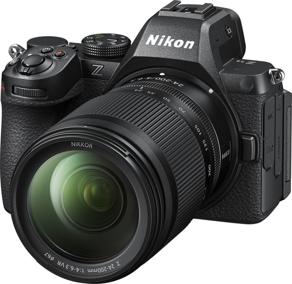 Nikon Z5 II systemkamera, kropp + NIKKOR Z 24-200mm f/4-6.3 VR objektiv