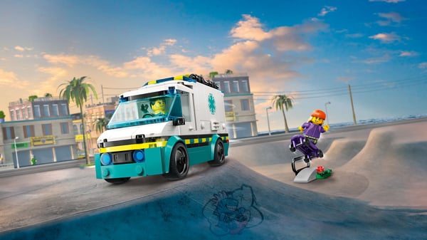 LEGO City 60451 – Ambulans kallkörning