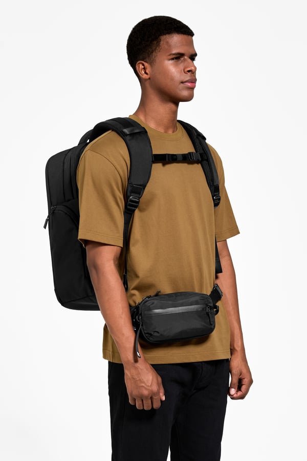 tomtoc Aviator-T33 bröstväska, 1,5 l, svart