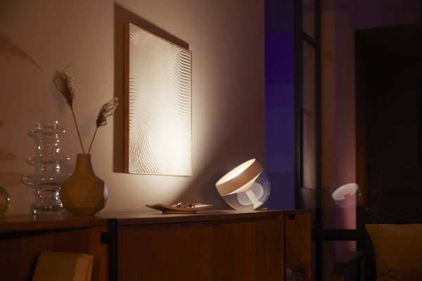 Philips Hue Iris vit & färgambiance -smart bordslampa, vit, BT, 570 lm