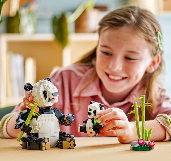 LEGO Creator 31165 – Vilda djur: Pandafamilj