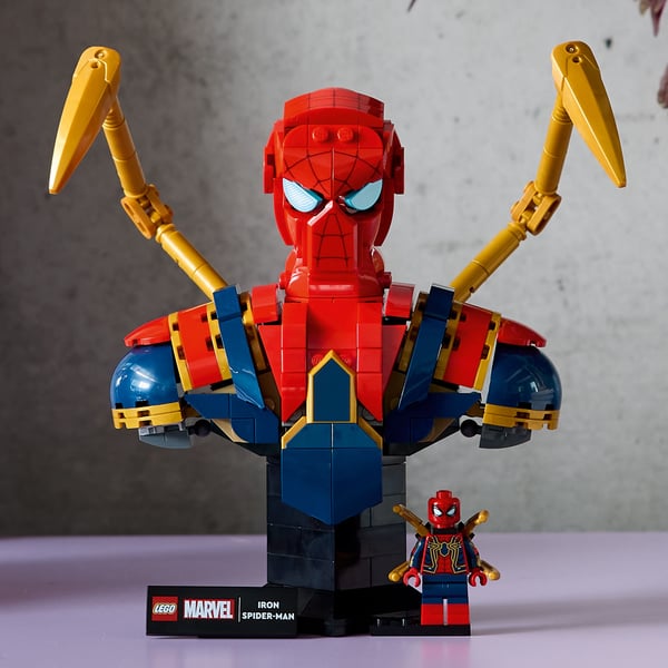 LEGO Super Heroes Marvel 76326 Iron Spider-Man bröstbild