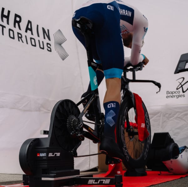 Elite Avanti + Zwift Cog och Click smart träningsmotstånd