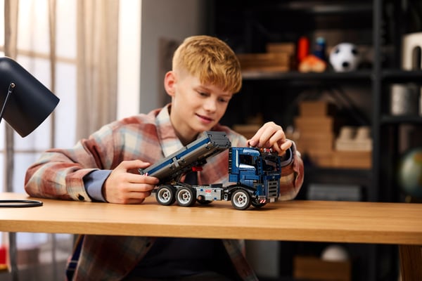 LEGO Technic 42203 – Lastbil