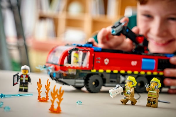 LEGO City Fire 60499 Flygplatsens brandbil