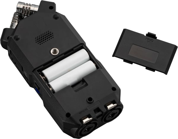 Zoom H4 Essential -bärbar inspelare, svart