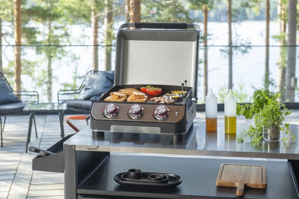Mustang plancha-grilltillbehörsset, 7 delar