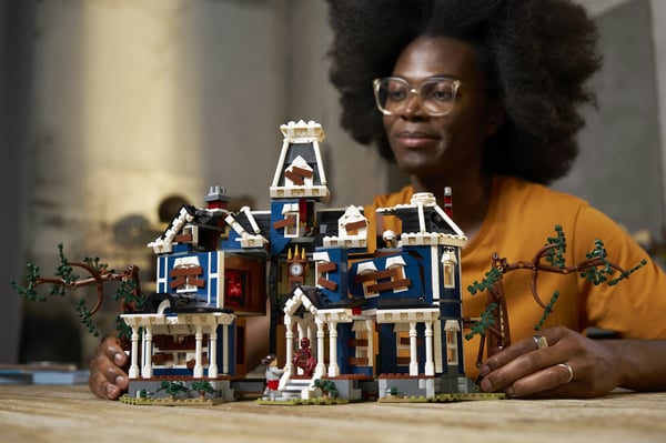 LEGO Icons 11370 Stranger Things: Creel-familjens hus