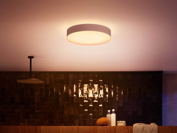 Philips Hue Devere white ambiance -smart taklampa, M-storlek, IP44, vit