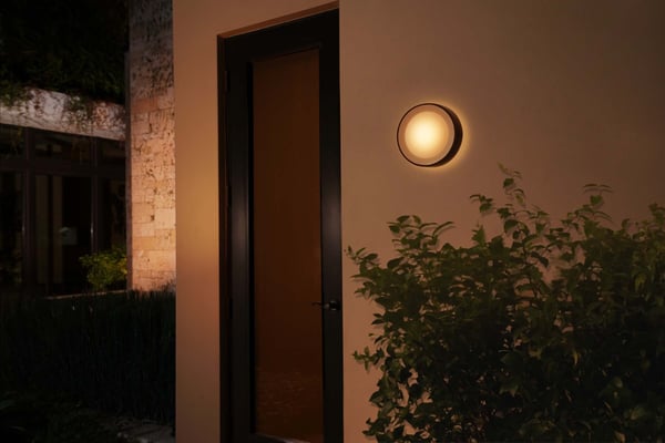 Philips Daylo HUE Outdoor -smart væglampe  til udendørsbrug, 22 cm