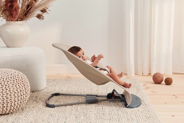 BabyBjörn Gungstol Balance Soft Väv Mellan Khaki/Beige