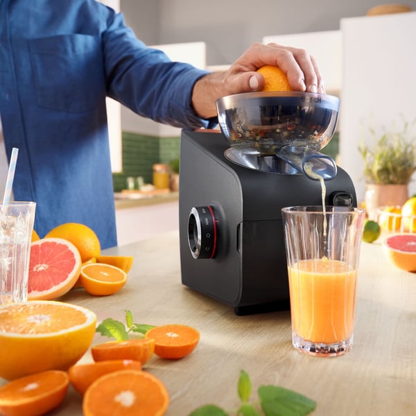 Bosch Serie 4 MultiPower MFWS682B köttkvarn, 2100 W, svart