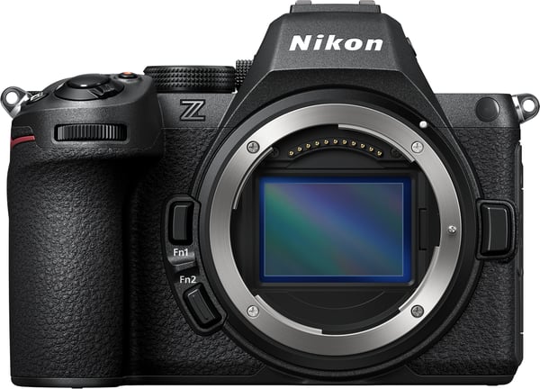 Nikon Z5 II systemkamera, kropp + NIKKOR Z 24-200mm f/4-6.3 VR objektiv