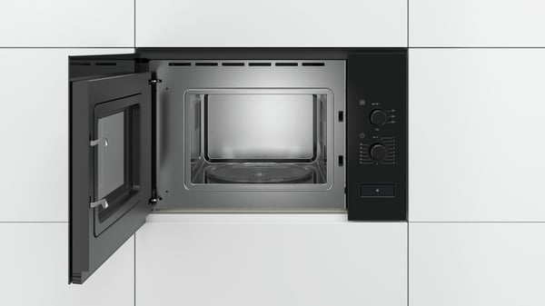 Bosch BFL520MB0 Serie 4 -mikrovågsugn, svart
