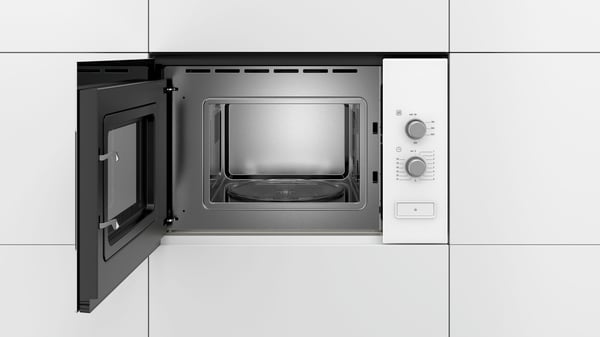 Bosch BFL520MW0 Serie 4 -mikrovågsugn, vit