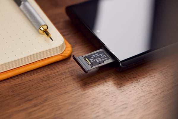 Kingston 1 Tb Canvas Select Plus Gen3 UHS-I microSD minneskort + SD-adapter