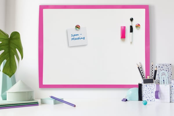 Nobo - magnetisk whiteboard, 58,5 x 43 cm, rosa ram