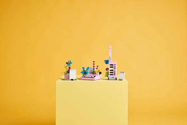 LEGO Creator 31169 – Skrivemaskine og blomster