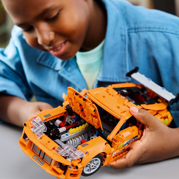 LEGO Technic 42204 – Fast and Furious Toyota Supra MK4