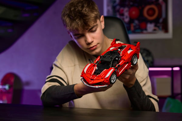 LEGO Technic 42212 - Ferrari FXX K