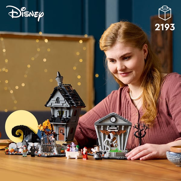 LEGO Ideas The Nightmare Before Christmas Dioramaset 21351