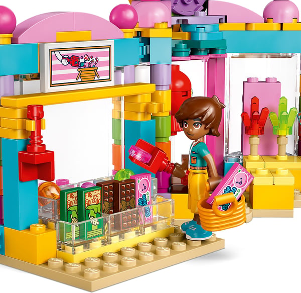 LEGO Friends 42649 – Heartlake Citys slikbutik
