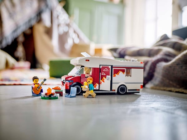 LEGO City 60454 – Äventyrarnas husbil