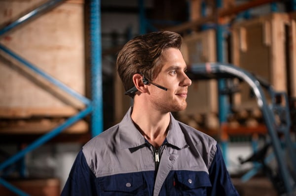 Shokz OpenComm2 UC 2025 Upgrade benförankrade hörlurar, USB-A