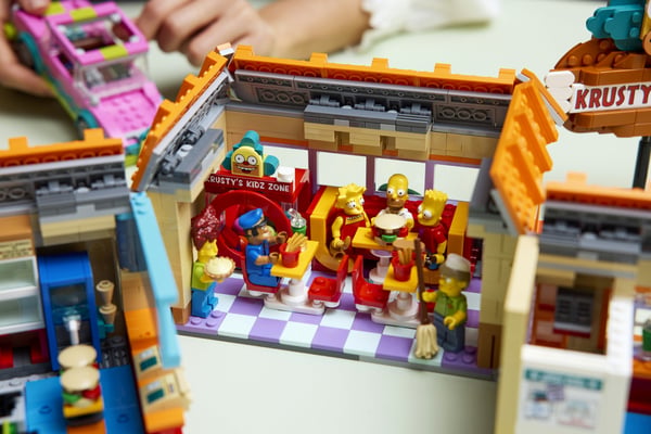 LEGO Ikoner 10352 - Simpsons™: Krusty Burger