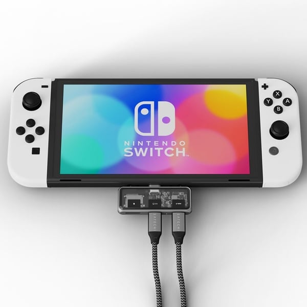 Satechi Mobile XR -USB-C-hub med microSD-läsare, stjärngrå