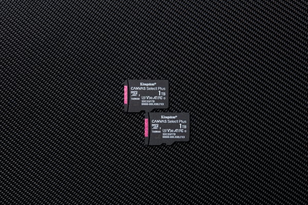 Kingston 1 Tb Canvas Select Plus Gen3 UHS-I microSD minneskort + SD-adapter