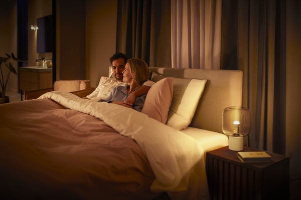 Philips Hue White Ambience Lyster smartlampa, E14, P45