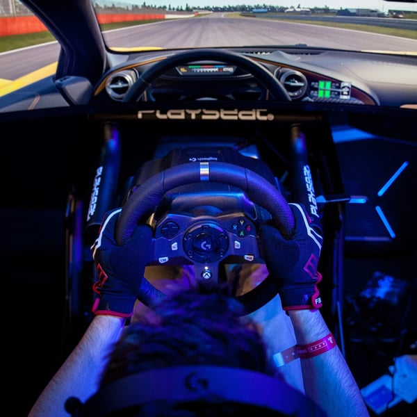 Logitech G920 Driving Force - rattarcontroller