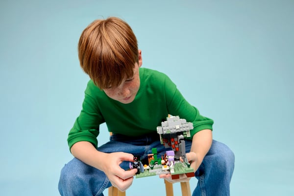 LEGO Minecraft 21586 Bleka trädgården