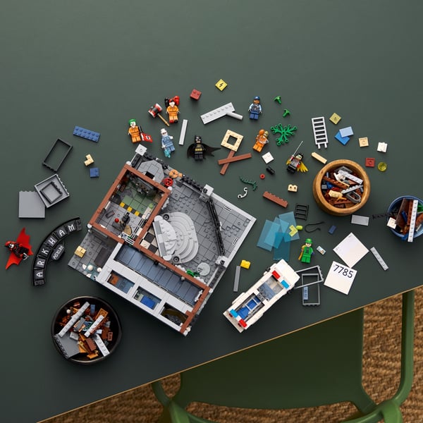 LEGO Superhjältar DC 76300 - Arkham Asylum™