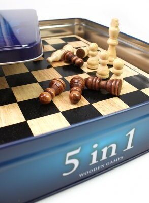 Tactic 5 i 1 i metallåda - klassiska spel